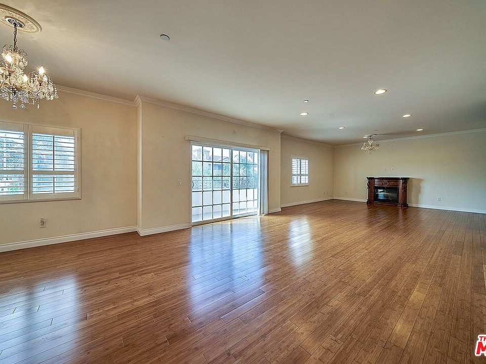 1st image of 722 S Oxford Ave APT 207