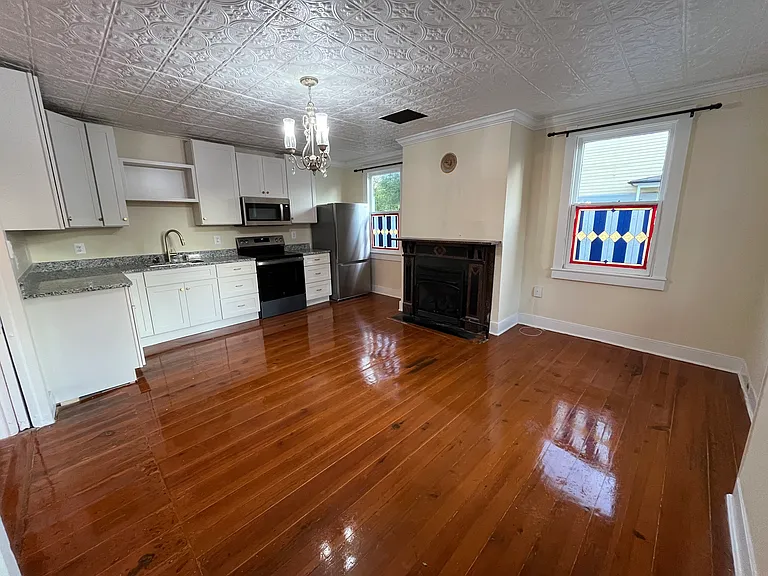 320 S Cameron St #1 — Photo 8