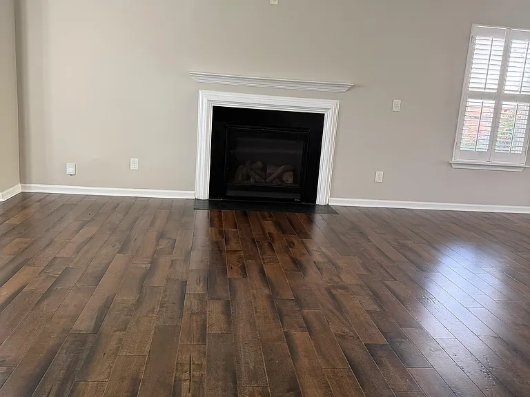 130 Caledonia Dr — Photo 5