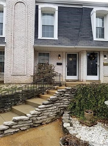 1st image of 4386 Chateau De Ville Dr