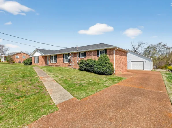 1305 Clearview Dr, Mount Juliet, TN 37122