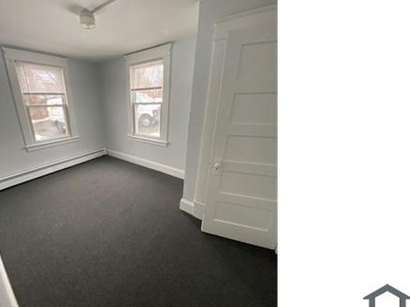 3 Quarry Ln #3