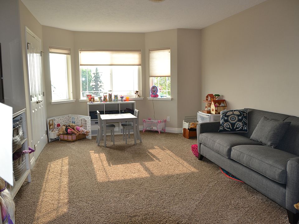Bedroom playroom with views
