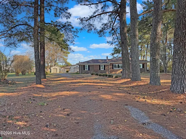 1215 Us Highway 17, Elizabeth City, NC 27909