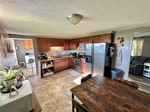 4th image of 509 Winbigler St