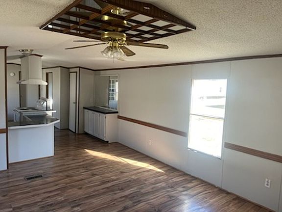 2nd image of 2200 33rd St NE #9