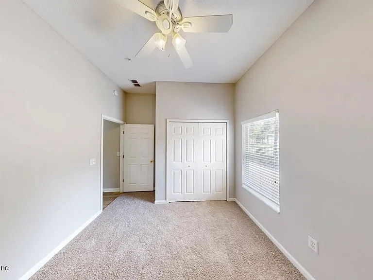 6100 Maggies Cir #102 — Photo 7