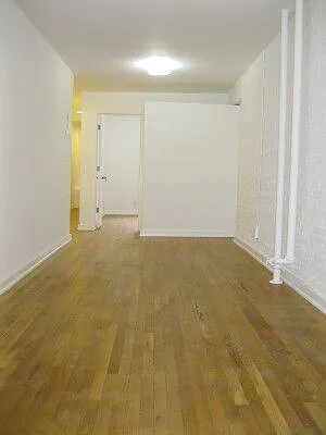 Rented by Tower Brokerage | media 41