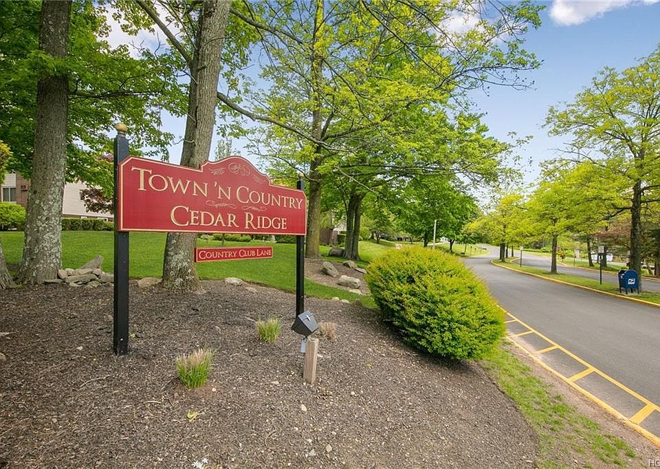 1st image of 349 Country Club Ln