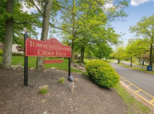 349 Country Club Ln, Pomona, NY 10970