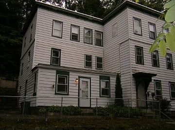 2nd image of 21 Franklin St