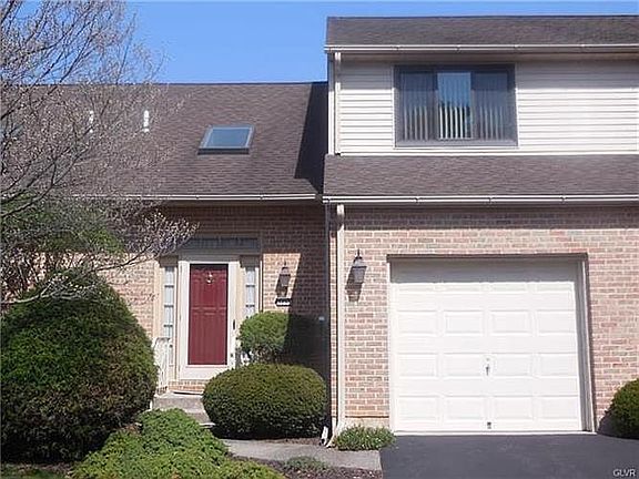 2nd image of 3715 Amherst Ct