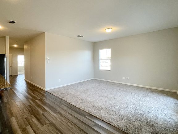 2nd image of 2905 Aspen Dr