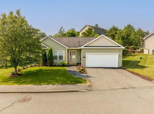 53 Mountain View Dr, Lebanon, NH 03766