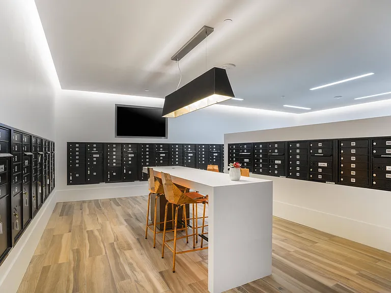Shift Apartments — Photo 24