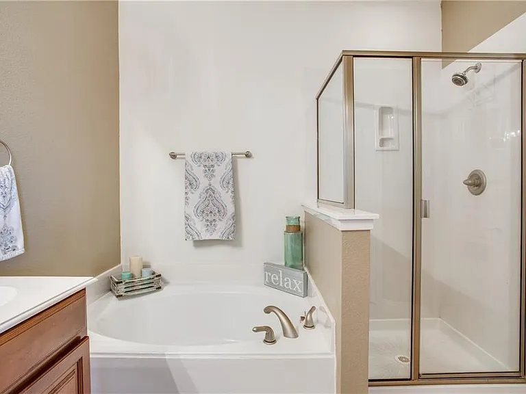 1531 Biltmore Ln — Photo 14
