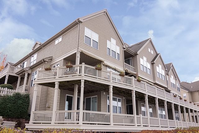 1st image of 365 Sundown Ct Unit F