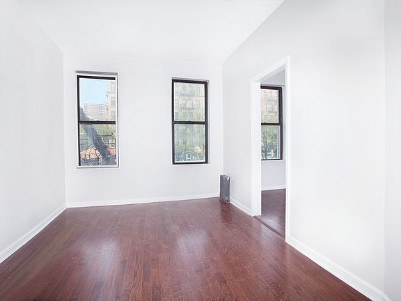 2nd image of 200 W 146th St #4