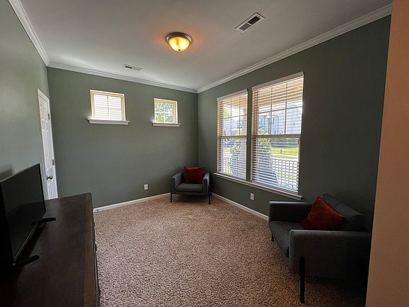 3rd image of 3251 Leighton Blvd