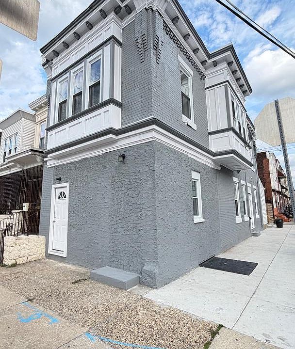 1st image of 3523 Jasper St