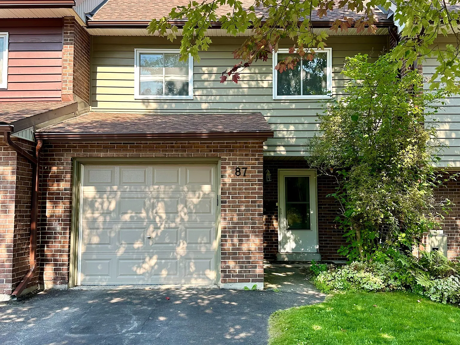 3 bed, $2,600 — Photo 1