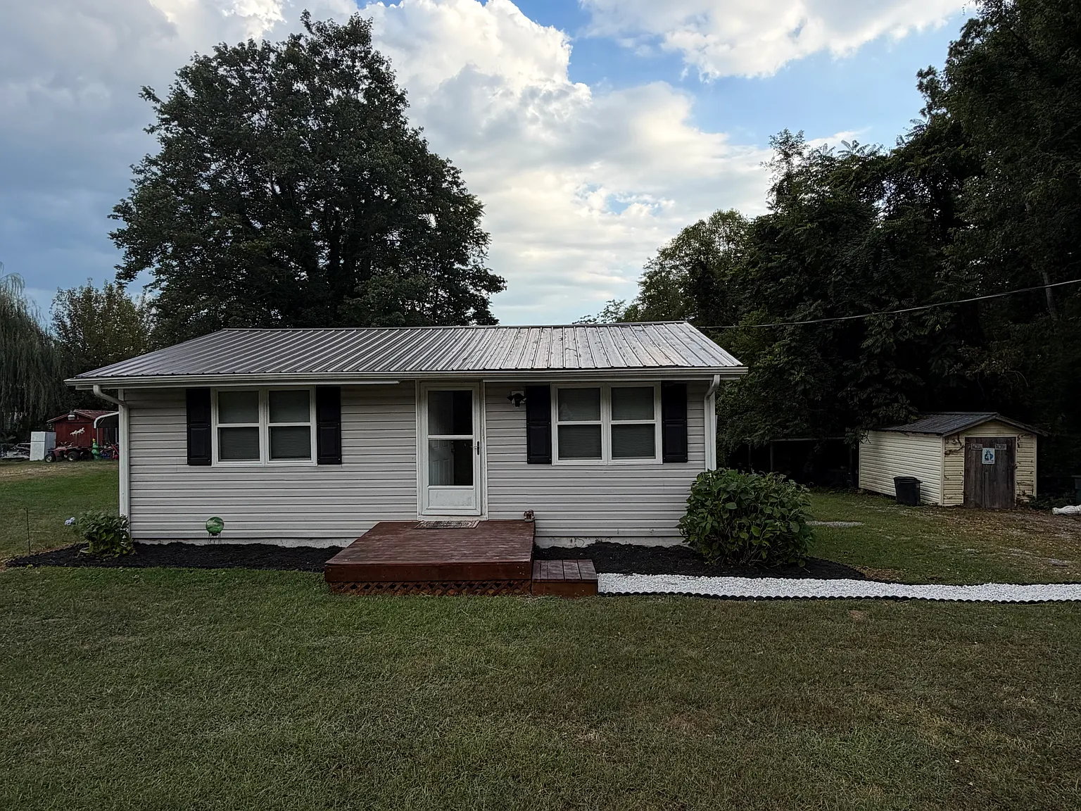 2 bed, 720 sqft, $1,200 — Photo 1