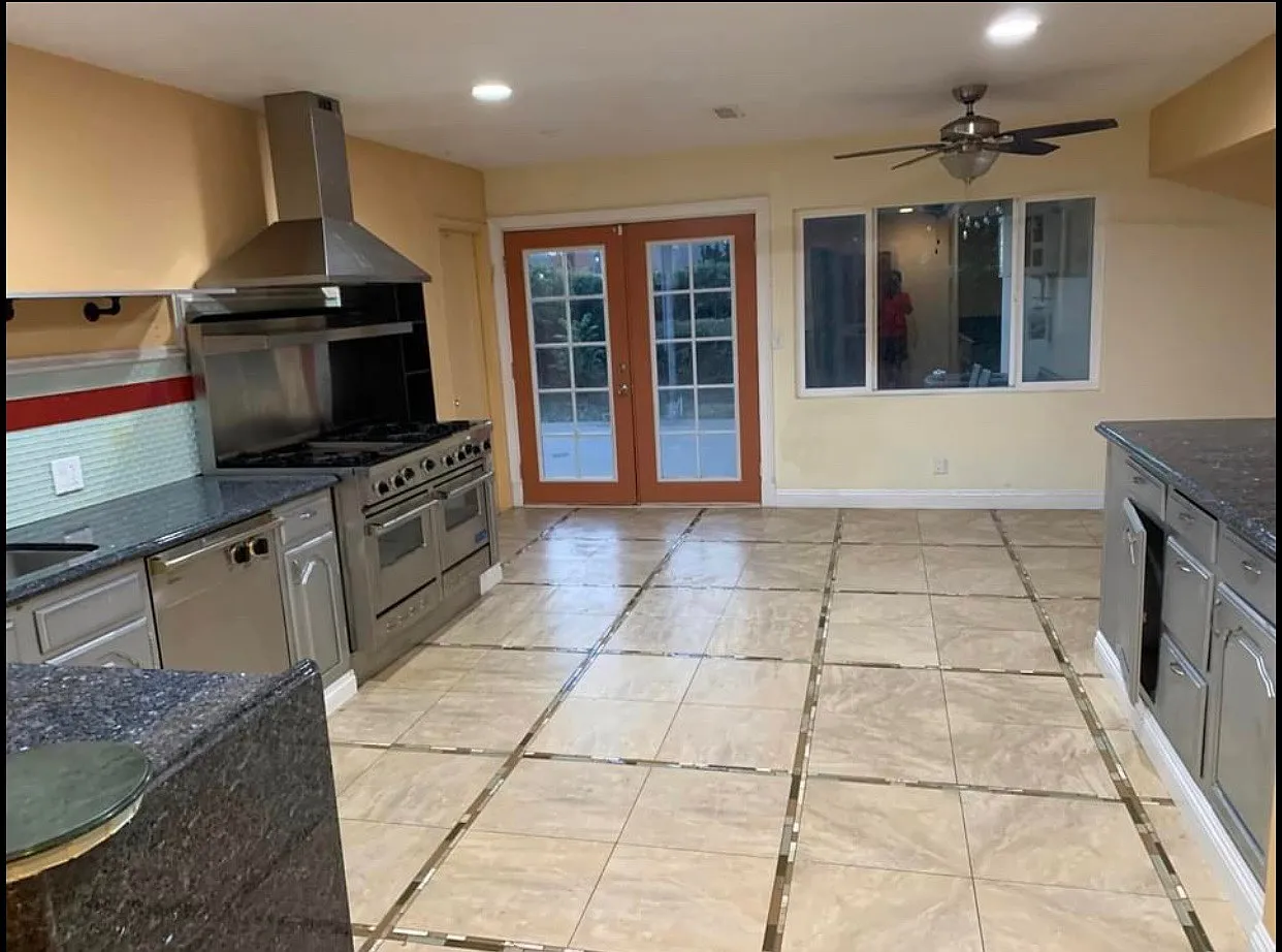 Skylark Blvd, Garden Grove — Photo 4