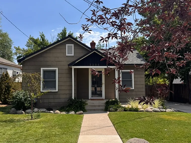1290 Gordon Ave — Photo 1
