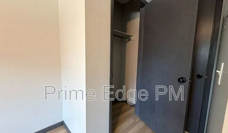 1121 N 28th St #6 — Photo 18
