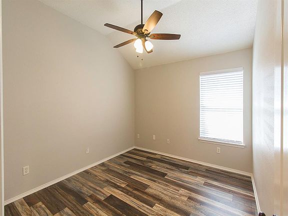 5th image of 9133 River Trails Blvd