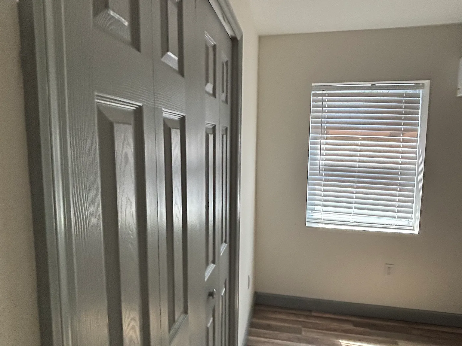 4 bed, 1000 sqft, $2,100 — Photo 4