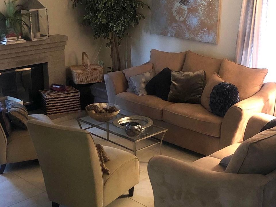 1st image of 2103 Manzana Way