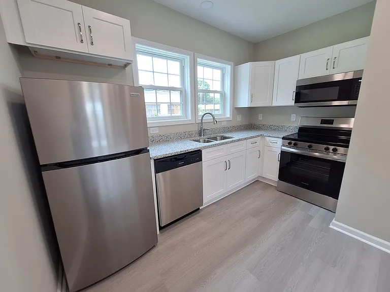 1814 Kecoughtan Rd — Photo 15