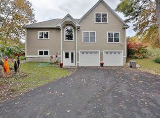 64 Stanley Brook Dr, Salem, NH 03079