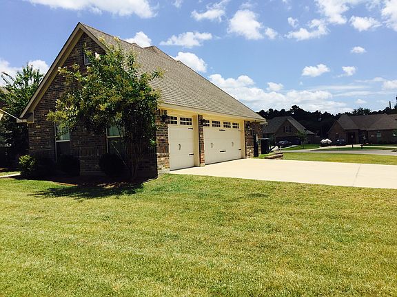 2nd image of 9345 Briarcrest St