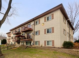 240 Wentworth Ave W APT 103, West Saint Paul, MN 55118