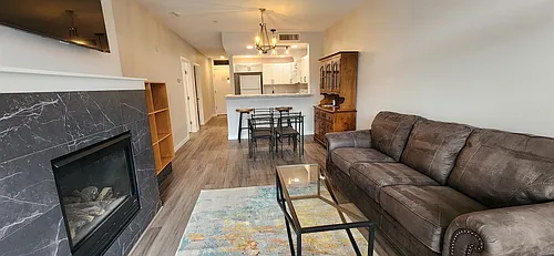 2220 W Woodin Ave Photo 1 2220 W Woodin Ave Photo 1
