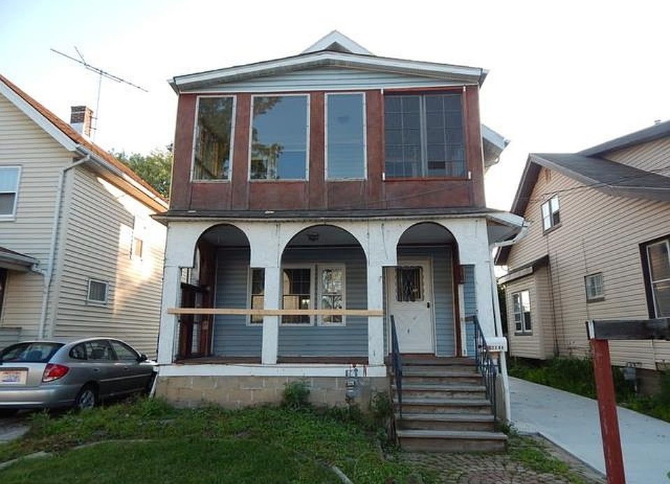 1st image of 2380 Apple Ave