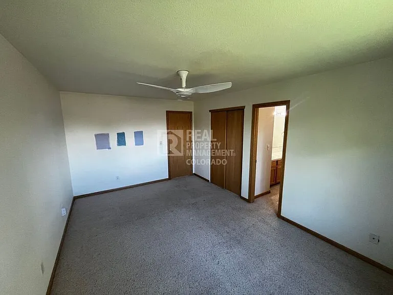8464 Calumet Way — Photo 8