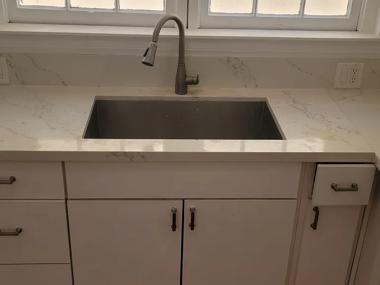 624 N Sycamore Ave — Photo 22
