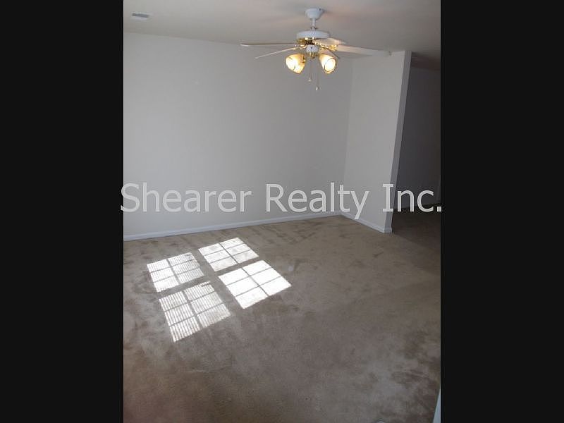 2nd image of 3609 Ellington St