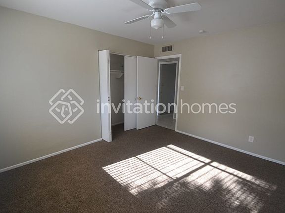 5th image of 3902 W Glendale Ave