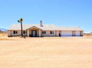 11828 Arizona Rd, Phelan, CA 92371
