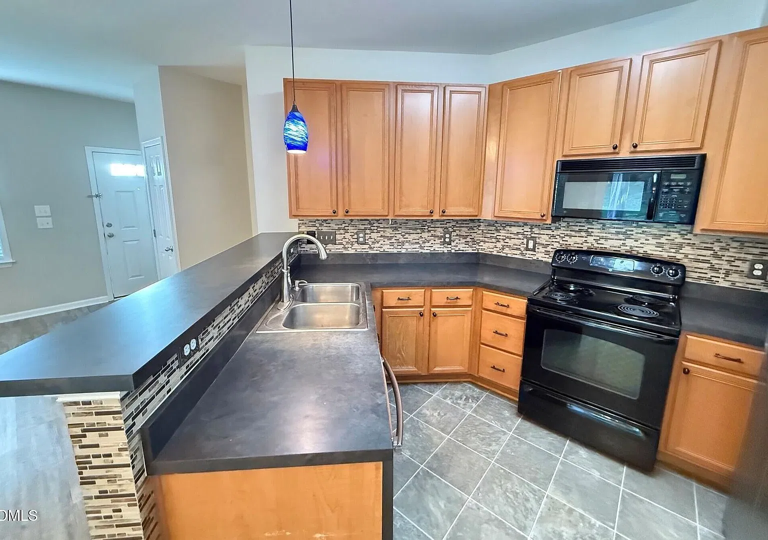 163 Deacon Ridge St — Photo 4