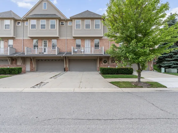 56643 Sunset Dr, Shelby Township, MI 48316