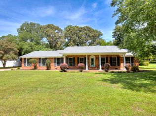 909 Club Ln, Sumter, SC 29154