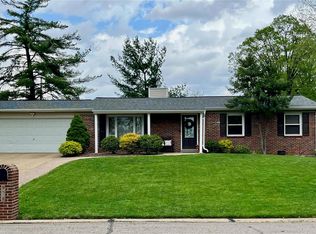 978 Sandstone Dr, Saint Louis, MO