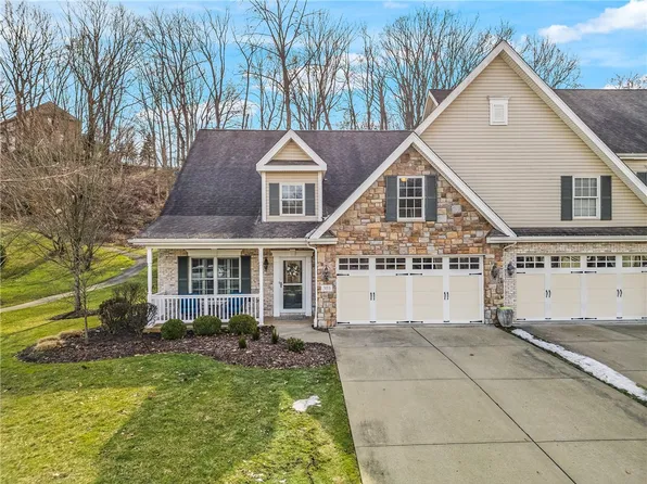 303 Torrey Pine Dr, Mars, PA 16046