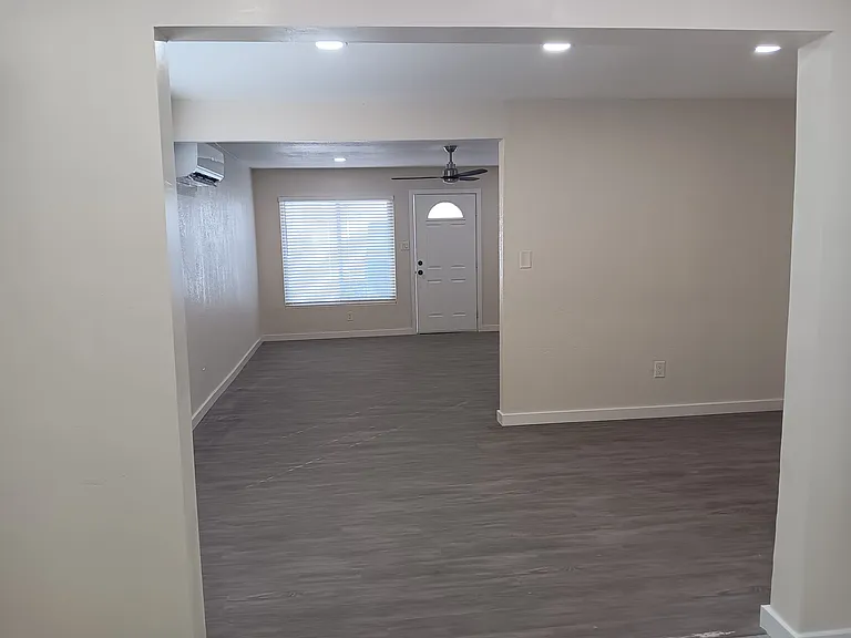16135 Pine St — Photo 5