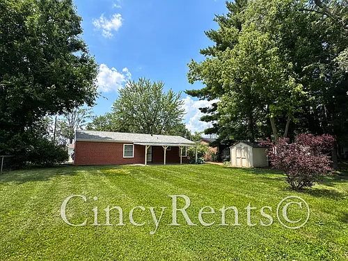 988 Stratford Pl — Photo 27
